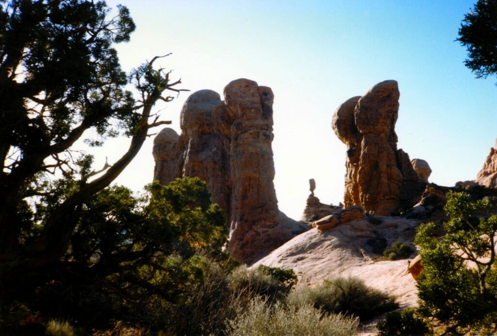 Arches phallic statuary