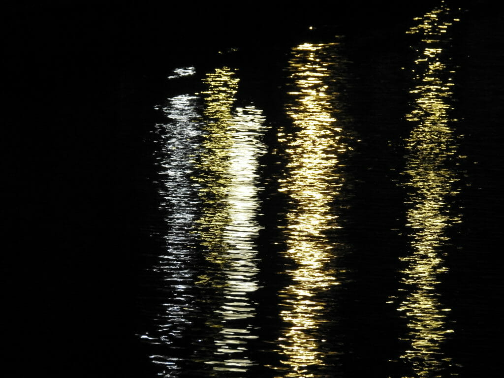 Always the reflections...