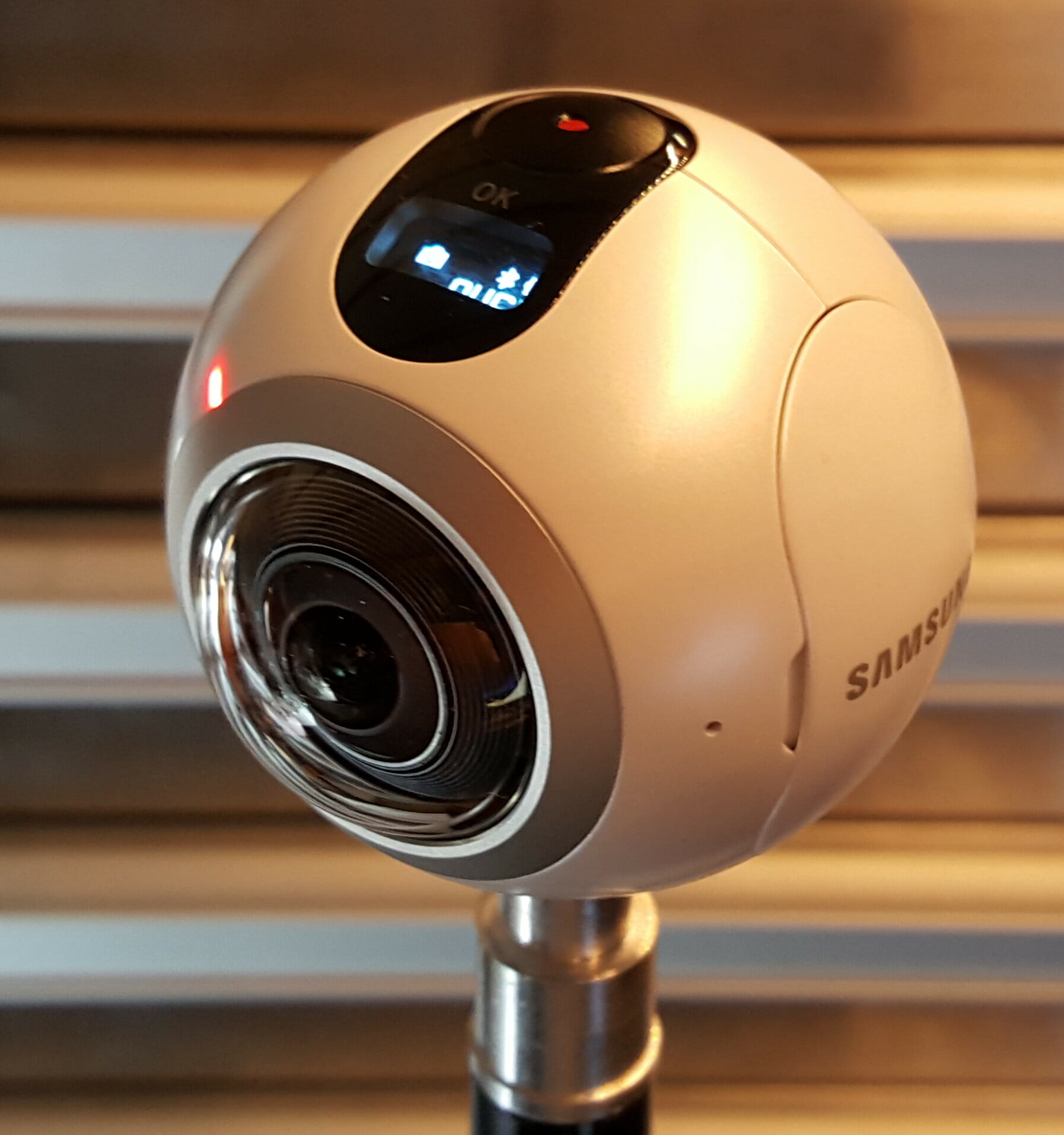 Samsung Gear 360 Review: The 360 Camera for (Most of) the Masses | Tom ...